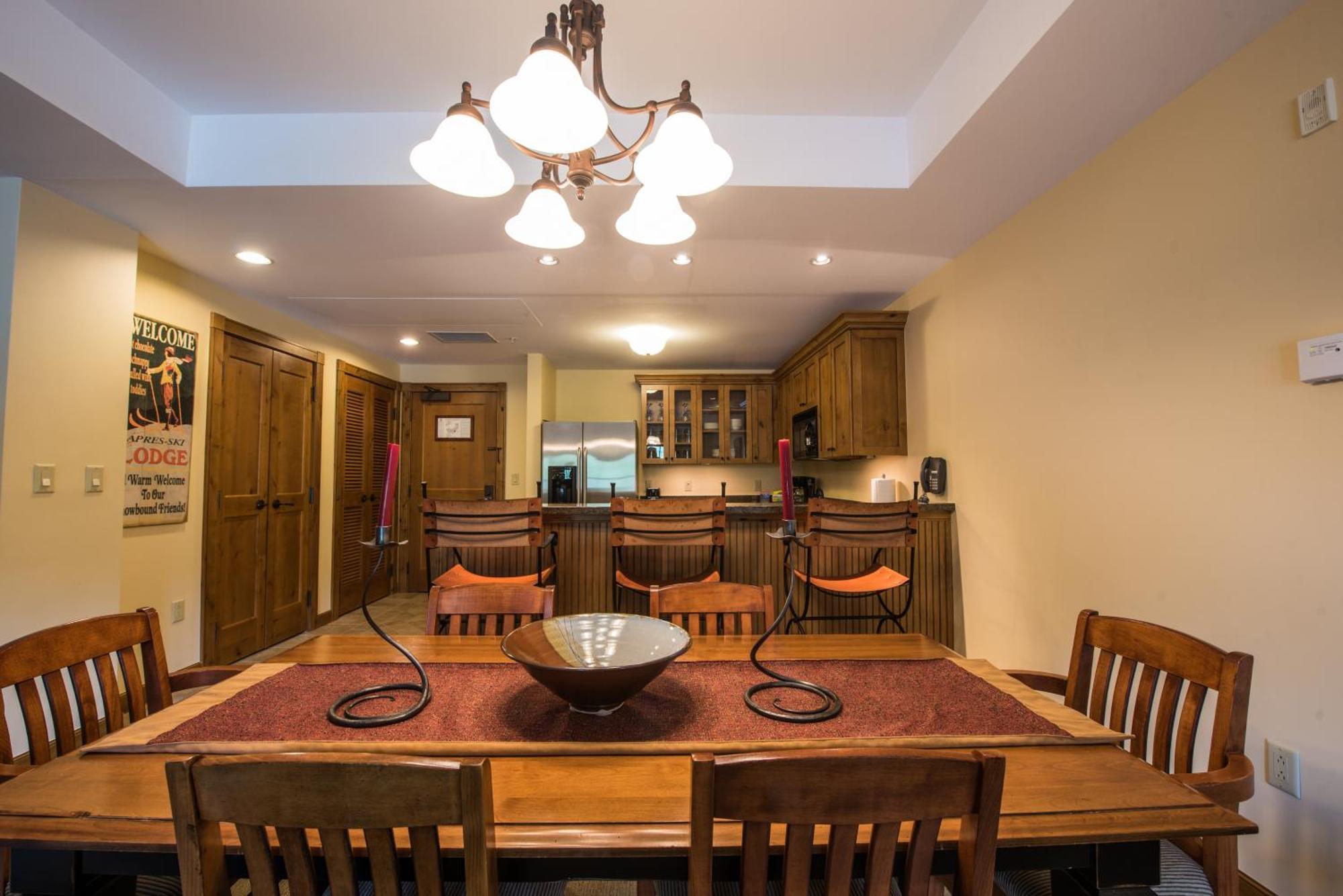 One-Bedroom Condo,510758256:JPEG